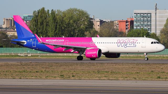 HA-LZI:Airbus A321:Wizz Air